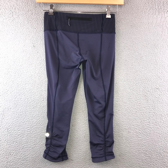 Lululemon Striped Waist High Rise Crop Leggings Size 4 Purple Athleisure - Picture 1 of 9